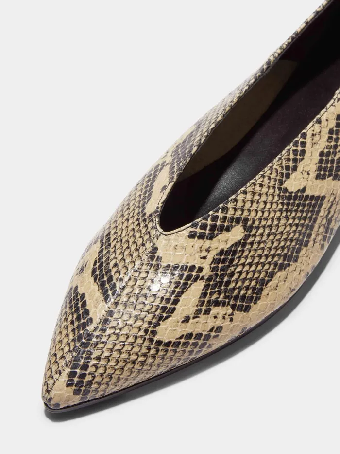 Women Moa SnakeEffect Calfskin Leather Ballet Flats Aeyde Flats