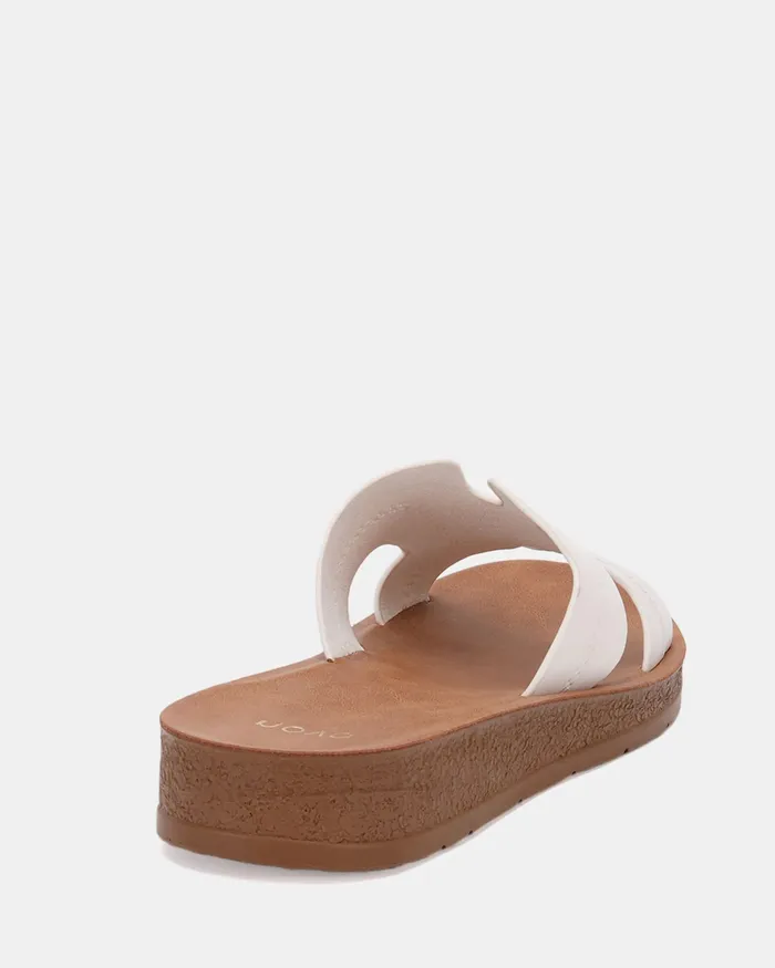 Women RYLEIGH WHITE Sandals Flat Sandals NOVO Shoes