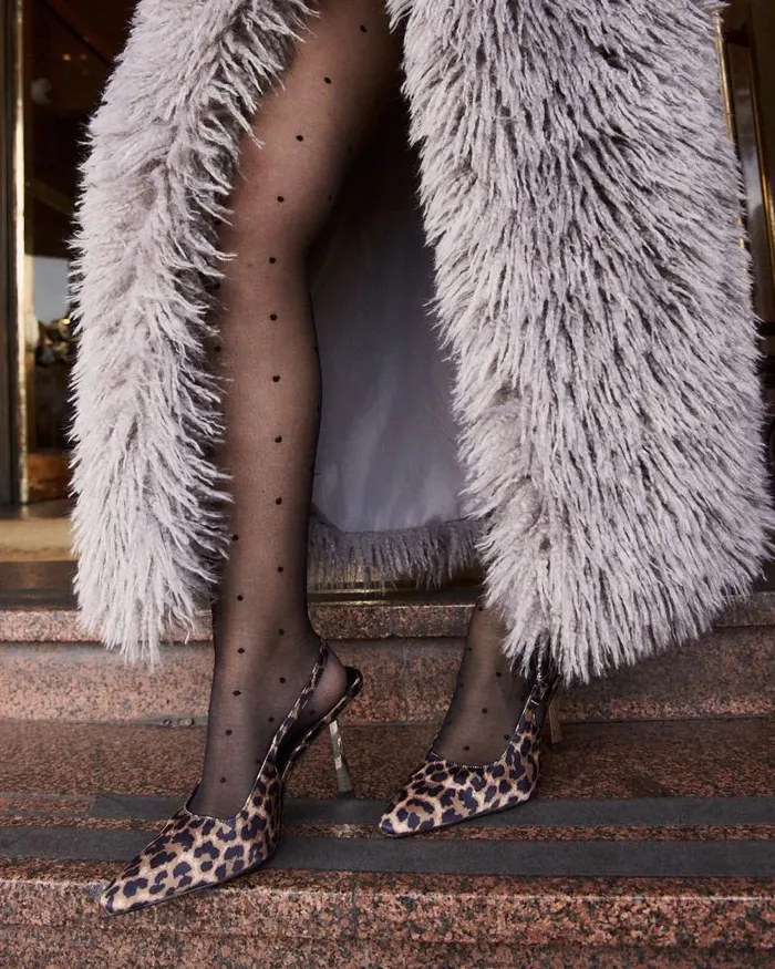 Women ZOOMING Leopard Closed Toe Heels Party NOVO Shoes